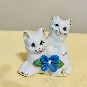 Miniature Japan Vintage White Cuddling Kittens with Blue Flower Figurine 3” X 3”